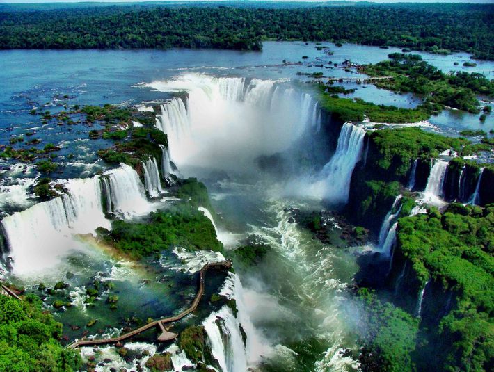 Imagen-aerea-cataratas-del-iguazu